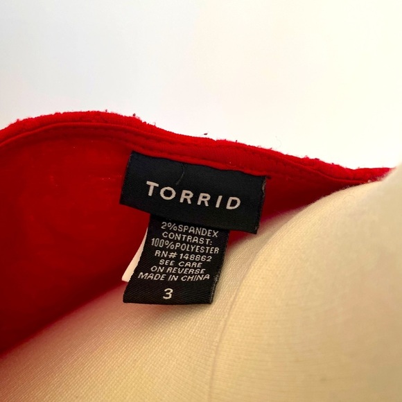 Torrid 3X Peplum Top - Picture 4 of 6